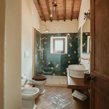 בית חווה Le Macchie מונטיקיילו